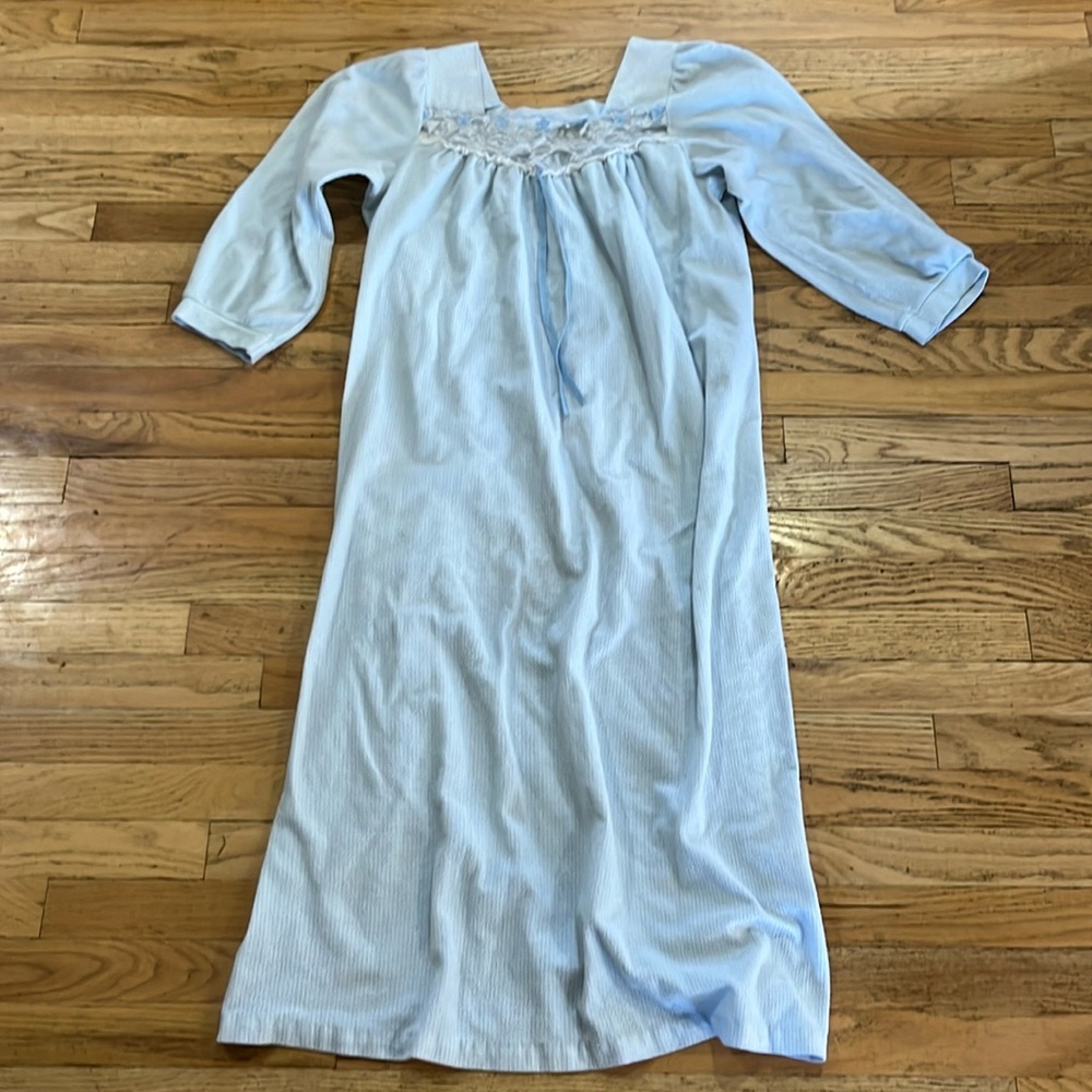 Komar nightgown